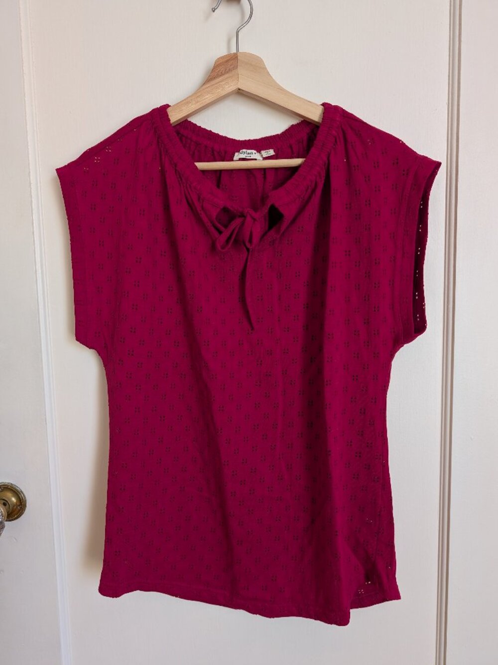 Dylan fuscia-red pointelle summer top NWOT